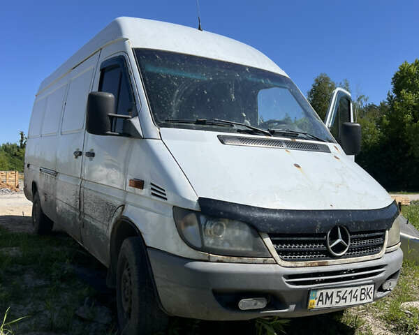 Білий Мерседес Sprinter, об'ємом двигуна 0 л та пробігом 750 тис. км за 5000 $, фото 12 на Automoto.ua