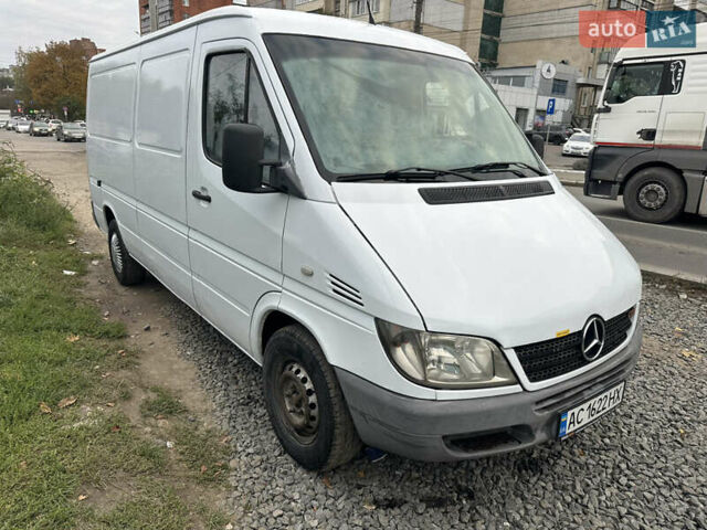 Білий Мерседес Sprinter, об'ємом двигуна 2.2 л та пробігом 555 тис. км за 5300 $, фото 1 на Automoto.ua