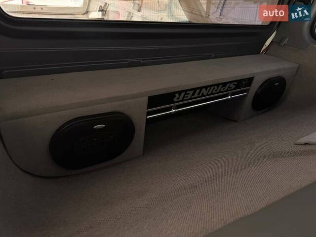 Білий Мерседес Sprinter, об'ємом двигуна 2.1 л та пробігом 536 тис. км за 7400 $, фото 11 на Automoto.ua