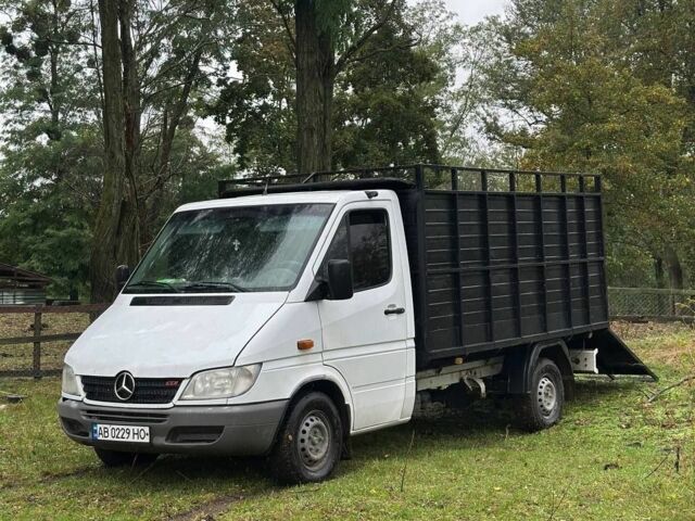 Білий Мерседес Sprinter, об'ємом двигуна 2.2 л та пробігом 417 тис. км за 13500 $, фото 1 на Automoto.ua