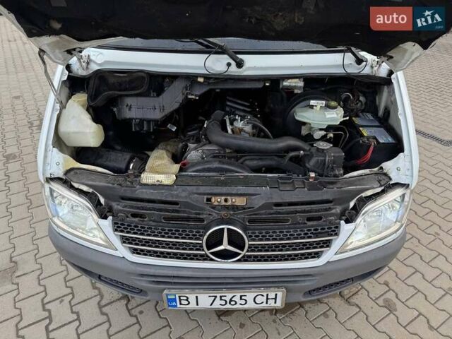 Білий Мерседес Sprinter, об'ємом двигуна 2.1 л та пробігом 536 тис. км за 7400 $, фото 3 на Automoto.ua