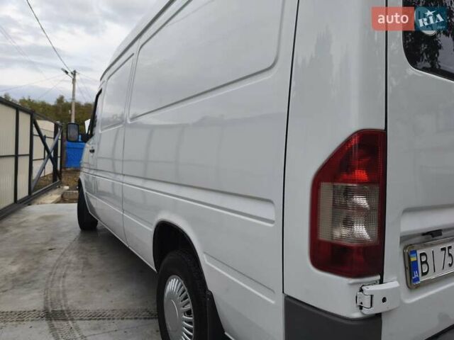 Білий Мерседес Sprinter, об'ємом двигуна 2.1 л та пробігом 536 тис. км за 7400 $, фото 29 на Automoto.ua