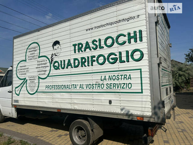 Белый Мерседес Sprinter, объемом двигателя 2.69 л и пробегом 420 тыс. км за 11000 $, фото 10 на Automoto.ua