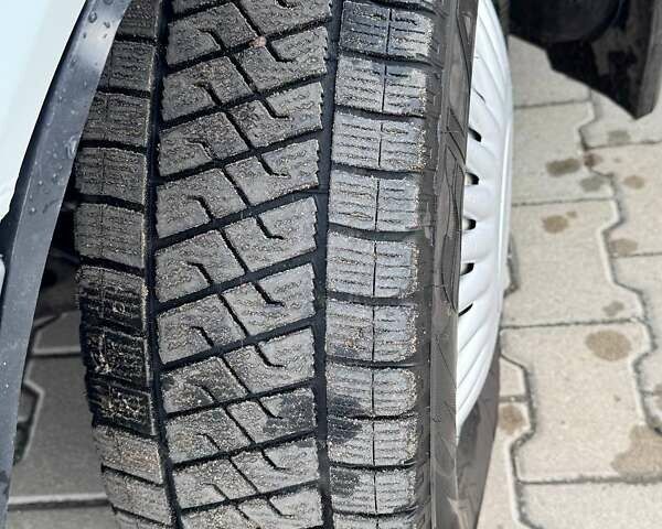 Білий Мерседес Sprinter, об'ємом двигуна 2.1 л та пробігом 536 тис. км за 7400 $, фото 17 на Automoto.ua