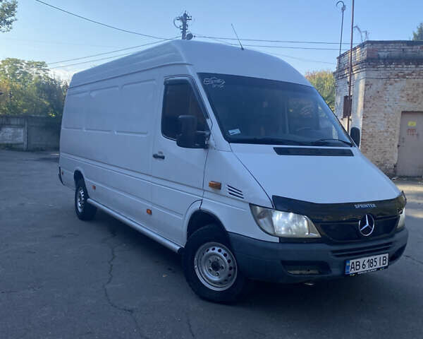 Білий Мерседес Sprinter, об'ємом двигуна 2.15 л та пробігом 358 тис. км за 11450 $, фото 2 на Automoto.ua
