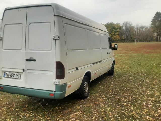 Белый Мерседес Sprinter, объемом двигателя 2.1 л и пробегом 804 тыс. км за 8500 $, фото 7 на Automoto.ua
