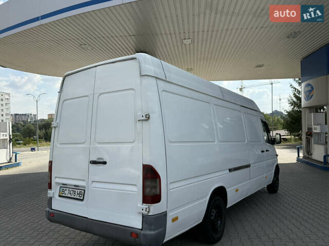 Белый Мерседес Sprinter, объемом двигателя 2.15 л и пробегом 480 тыс. км за 7600 $, фото 8 на Automoto.ua