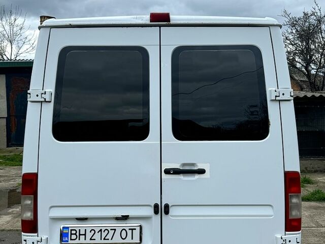 Белый Мерседес Sprinter, объемом двигателя 2.7 л и пробегом 741 тыс. км за 10599 $, фото 4 на Automoto.ua