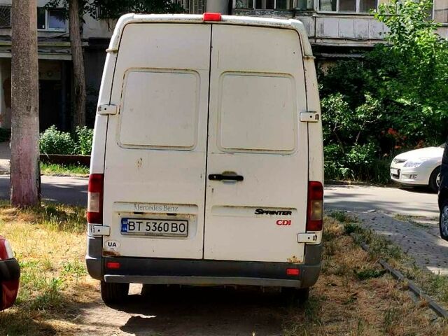 Білий Мерседес Sprinter, об'ємом двигуна 2.1 л та пробігом 590 тис. км за 6200 $, фото 2 на Automoto.ua