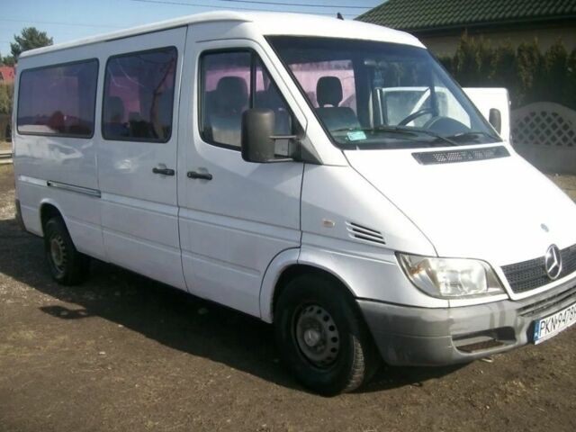 Мерседес Sprinter 2004 у Могилев-Подольском на Automoto.ua Білий Мерседес Sprinter, об'ємом двигуна 2.2 л та пробігом 320 тис. км за 2150 $, фото 1 на Automoto.ua