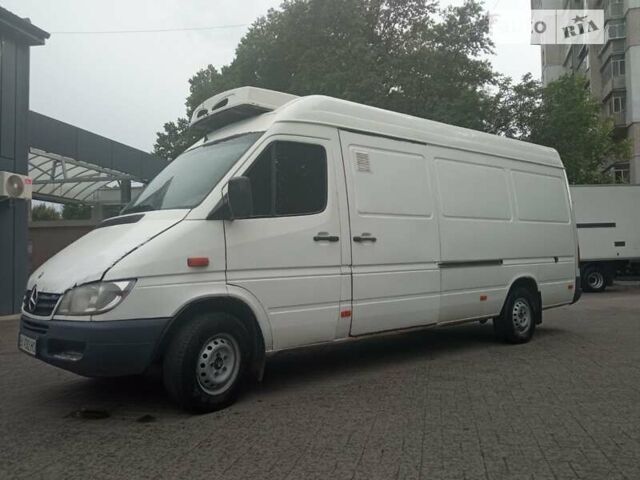 Белый Мерседес Sprinter, объемом двигателя 2.15 л и пробегом 812 тыс. км за 6200 $, фото 2 на Automoto.ua