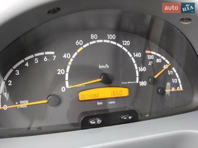 Белый Мерседес Sprinter, объемом двигателя 2.7 л и пробегом 357 тыс. км за 14850 $, фото 18 на Automoto.ua