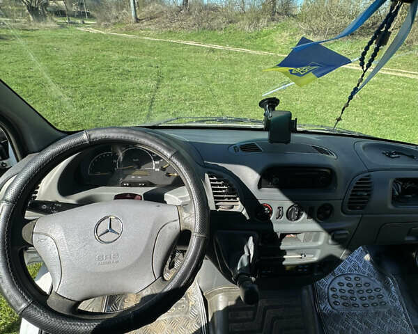 Білий Мерседес Sprinter, об'ємом двигуна 2.2 л та пробігом 639 тис. км за 8500 $, фото 8 на Automoto.ua