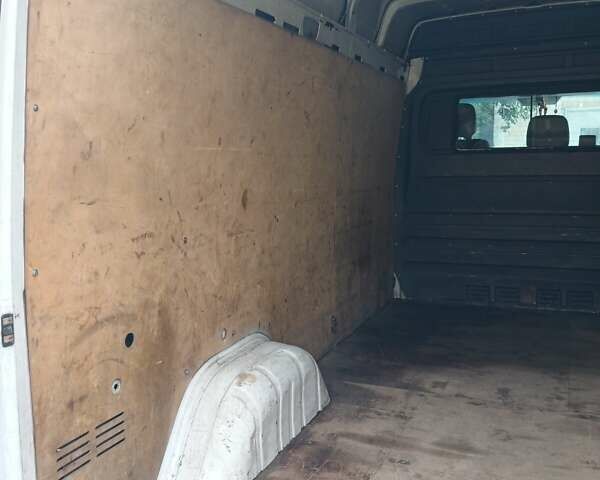 Белый Мерседес Sprinter, объемом двигателя 2.2 л и пробегом 660 тыс. км за 8650 $, фото 13 на Automoto.ua