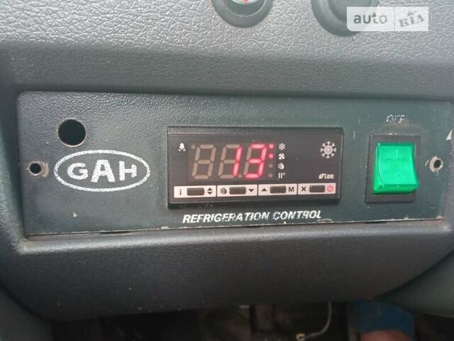 Белый Мерседес Sprinter, объемом двигателя 2.15 л и пробегом 812 тыс. км за 6200 $, фото 14 на Automoto.ua