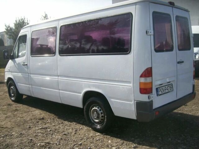Мерседес Sprinter 2004 у Могилев-Подольском на Automoto.ua Білий Мерседес Sprinter, об'ємом двигуна 2.2 л та пробігом 320 тис. км за 2150 $, фото 2 на Automoto.ua