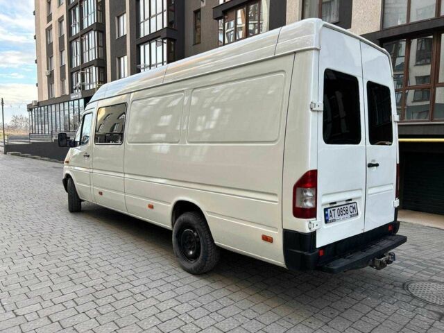 Білий Мерседес Sprinter, об'ємом двигуна 0.22 л та пробігом 616 тис. км за 9999 $, фото 3 на Automoto.ua