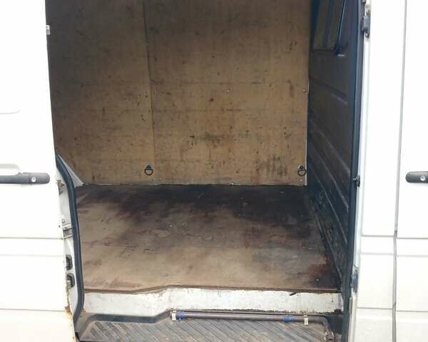 Белый Мерседес Sprinter, объемом двигателя 2.2 л и пробегом 660 тыс. км за 8650 $, фото 8 на Automoto.ua
