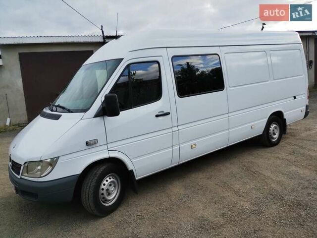 Белый Мерседес Sprinter, объемом двигателя 2.7 л и пробегом 357 тыс. км за 14850 $, фото 12 на Automoto.ua