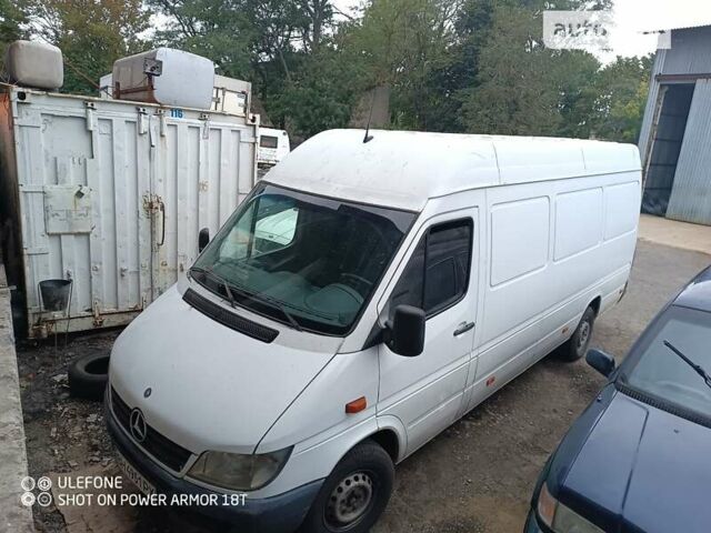 Белый Мерседес Sprinter, объемом двигателя 2.15 л и пробегом 577 тыс. км за 9000 $, фото 28 на Automoto.ua