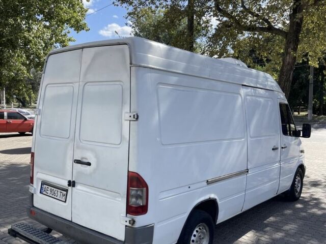 Білий Мерседес Sprinter, об'ємом двигуна 0.22 л та пробігом 400 тис. км за 7300 $, фото 2 на Automoto.ua