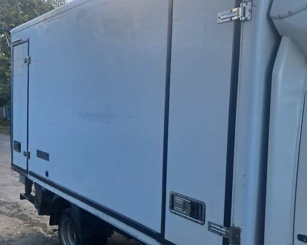 Белый Мерседес Sprinter, объемом двигателя 2.15 л и пробегом 244 тыс. км за 9900 $, фото 1 на Automoto.ua