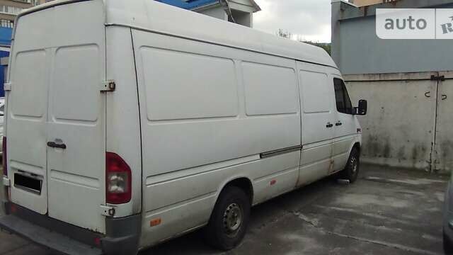 Білий Мерседес Sprinter, об'ємом двигуна 2.2 л та пробігом 615 тис. км за 7800 $, фото 4 на Automoto.ua