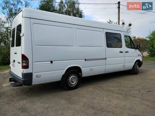 Белый Мерседес Sprinter, объемом двигателя 2.7 л и пробегом 357 тыс. км за 14850 $, фото 6 на Automoto.ua