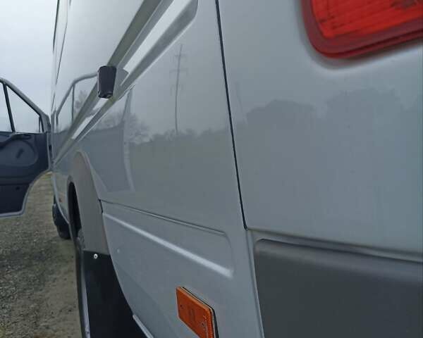 Белый Мерседес Sprinter, объемом двигателя 2.7 л и пробегом 260 тыс. км за 20900 $, фото 27 на Automoto.ua