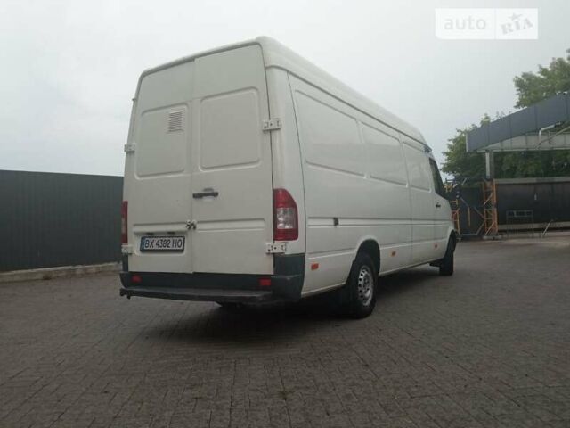 Белый Мерседес Sprinter, объемом двигателя 2.15 л и пробегом 812 тыс. км за 6200 $, фото 17 на Automoto.ua