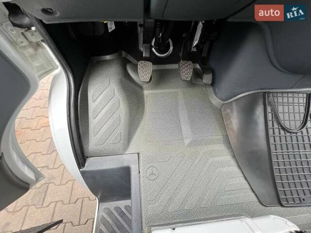 Белый Мерседес Sprinter, объемом двигателя 2.69 л и пробегом 85 тыс. км за 24400 $, фото 19 на Automoto.ua