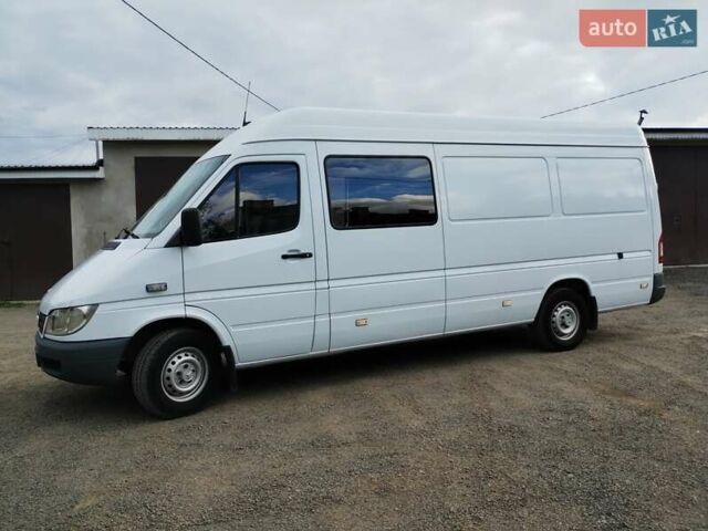 Белый Мерседес Sprinter, объемом двигателя 2.7 л и пробегом 357 тыс. км за 14850 $, фото 11 на Automoto.ua