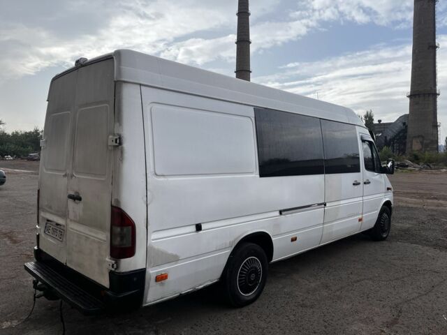 Білий Мерседес Sprinter, об'ємом двигуна 2.2 л та пробігом 600 тис. км за 7000 $, фото 2 на Automoto.ua