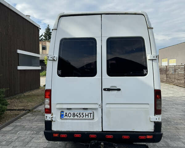 Белый Мерседес Sprinter, объемом двигателя 2.15 л и пробегом 515 тыс. км за 7500 $, фото 4 на Automoto.ua
