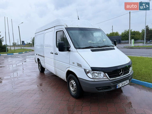 Белый Мерседес Sprinter, объемом двигателя 0 л и пробегом 4 тыс. км за 6100 $, фото 1 на Automoto.ua