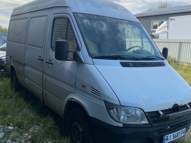 Білий Мерседес Sprinter, об'ємом двигуна 2.1 л та пробігом 565 тис. км за 4800 $, фото 3 на Automoto.ua