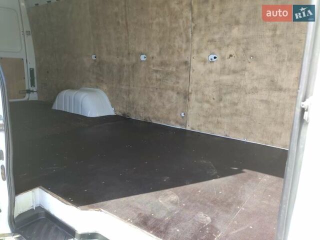 Белый Мерседес Sprinter, объемом двигателя 0 л и пробегом 270 тыс. км за 23500 $, фото 22 на Automoto.ua