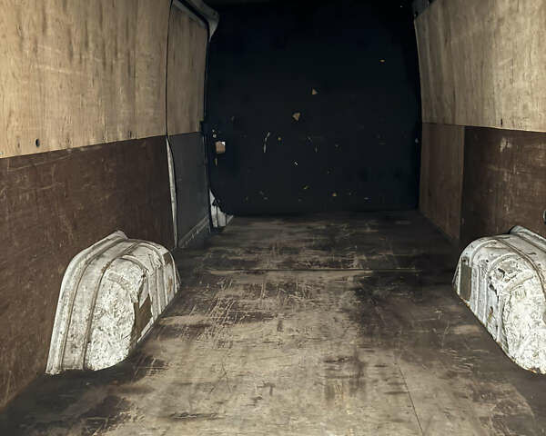 Белый Мерседес Sprinter, объемом двигателя 2.15 л и пробегом 442 тыс. км за 6600 $, фото 3 на Automoto.ua