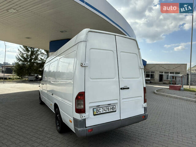 Белый Мерседес Sprinter, объемом двигателя 2.15 л и пробегом 480 тыс. км за 7600 $, фото 10 на Automoto.ua