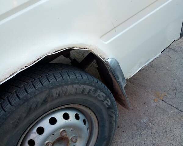 Белый Мерседес Sprinter, объемом двигателя 2.15 л и пробегом 498 тыс. км за 6099 $, фото 4 на Automoto.ua