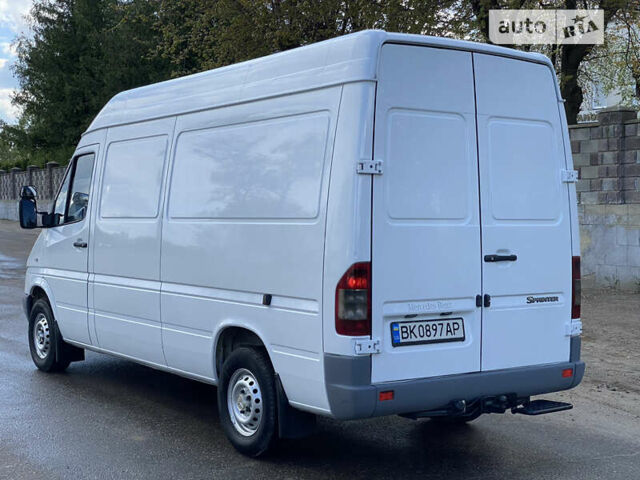 Білий Мерседес Sprinter, об'ємом двигуна 0 л та пробігом 440 тис. км за 9500 $, фото 27 на Automoto.ua