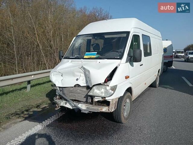 Білий Мерседес Sprinter, об'ємом двигуна 2.1 л та пробігом 430 тис. км за 5000 $, фото 8 на Automoto.ua