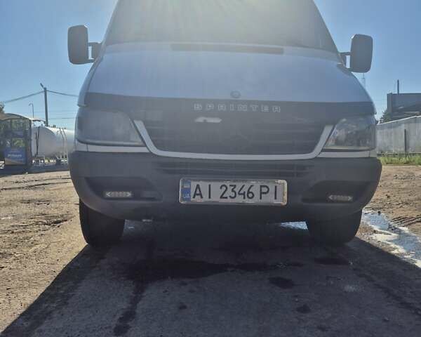 Белый Мерседес Sprinter, объемом двигателя 2.7 л и пробегом 465 тыс. км за 13800 $, фото 5 на Automoto.ua
