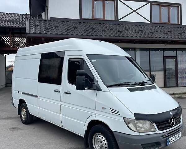 Белый Мерседес Sprinter, объемом двигателя 2.2 л и пробегом 515 тыс. км за 6499 $, фото 10 на Automoto.ua