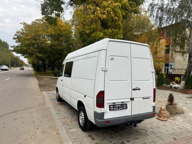 Белый Мерседес Sprinter, объемом двигателя 2.2 л и пробегом 450 тыс. км за 3200 $, фото 7 на Automoto.ua