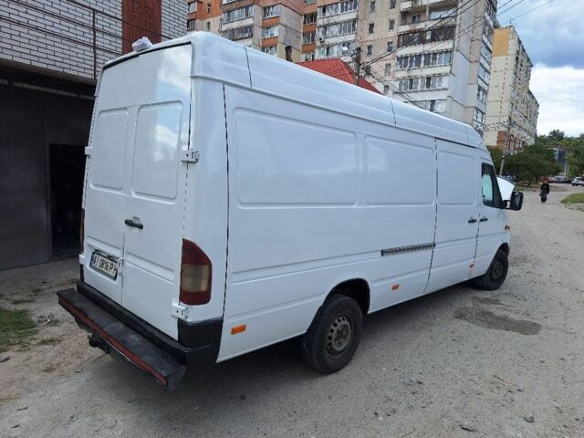 Білий Мерседес Sprinter, об'ємом двигуна 2.1 л та пробігом 500 тис. км за 8500 $, фото 1 на Automoto.ua