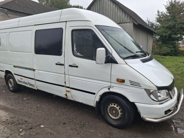Білий Мерседес Sprinter, об'ємом двигуна 2.1 л та пробігом 400 тис. км за 3800 $, фото 7 на Automoto.ua