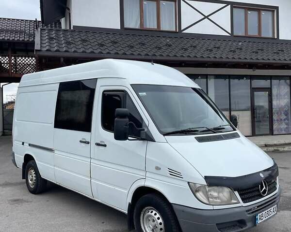 Белый Мерседес Sprinter, объемом двигателя 2.2 л и пробегом 515 тыс. км за 6499 $, фото 14 на Automoto.ua