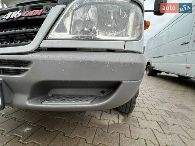 Белый Мерседес Sprinter, объемом двигателя 2.69 л и пробегом 85 тыс. км за 24400 $, фото 14 на Automoto.ua