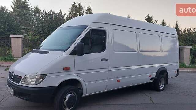 Белый Мерседес Sprinter, объемом двигателя 0 л и пробегом 5 тыс. км за 15500 $, фото 9 на Automoto.ua